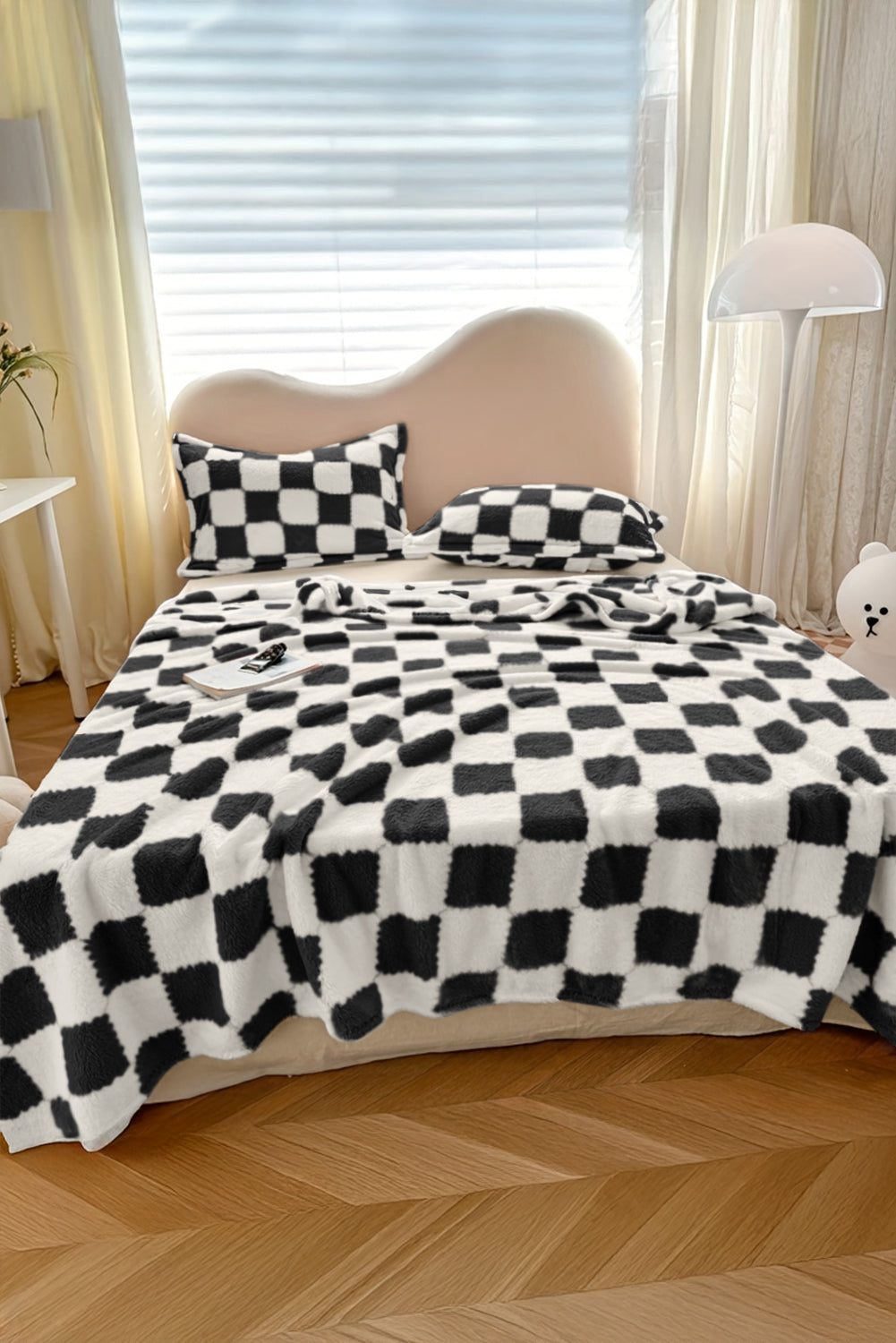 Black Checkered Fluffy Fleece Blanket