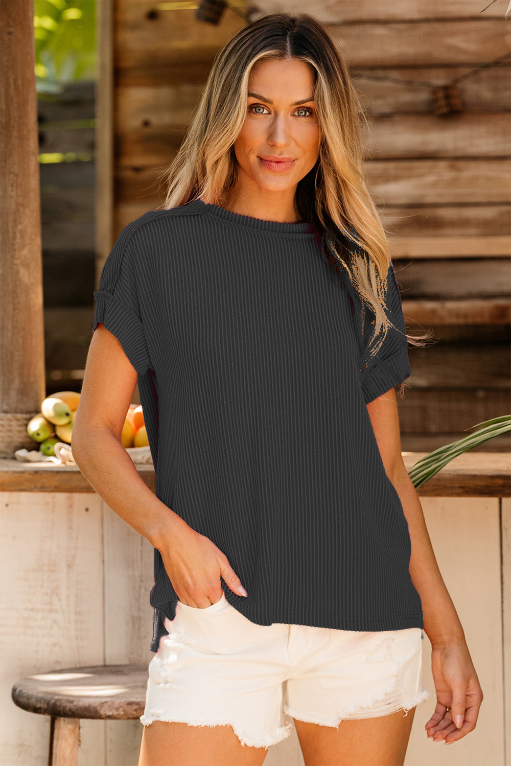 Exposed Seam Round Neck Short Sleeve T-Shirt