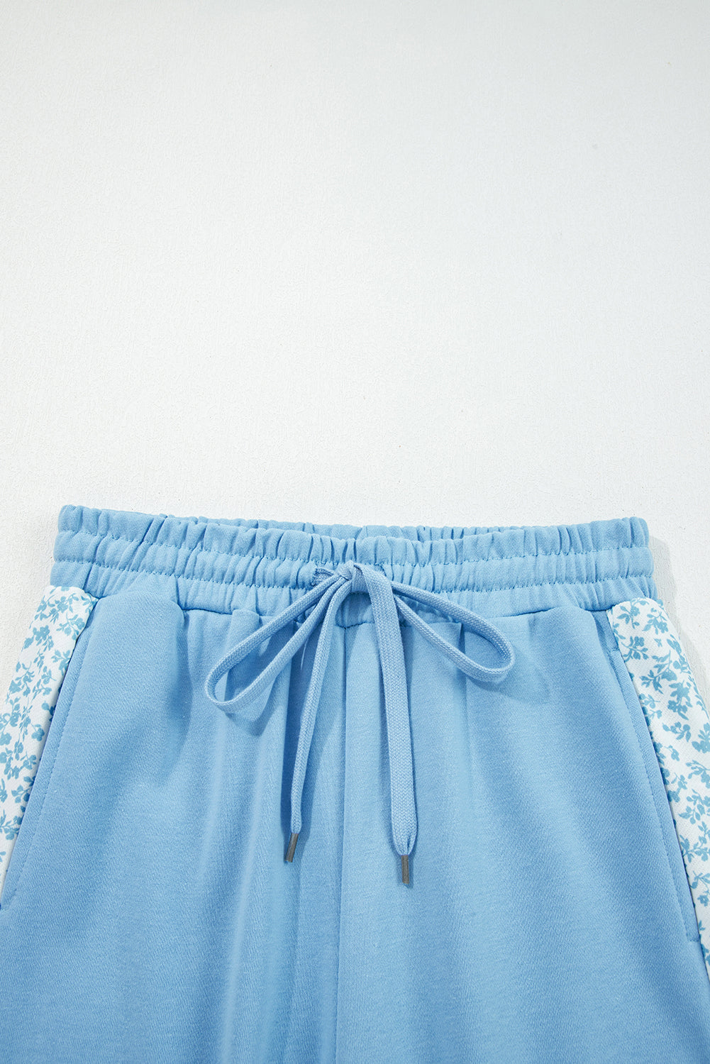 Blue Floral Patchwork Drop Shoulder Pullover and Sweatpants Lounge Set